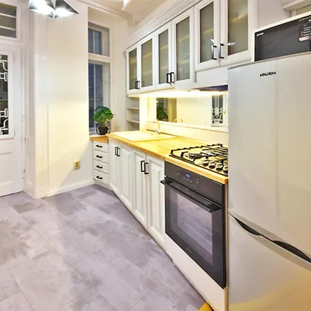 Apartman M&m Apartment-fovam Ter