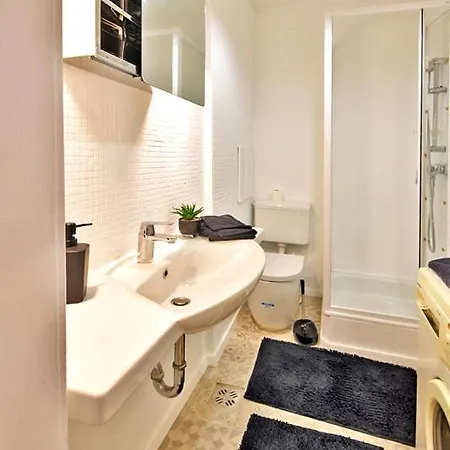 M&m Apartment-fovam Ter * Budapest